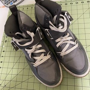 Air Jordan designer athletic high top shoes 10.5